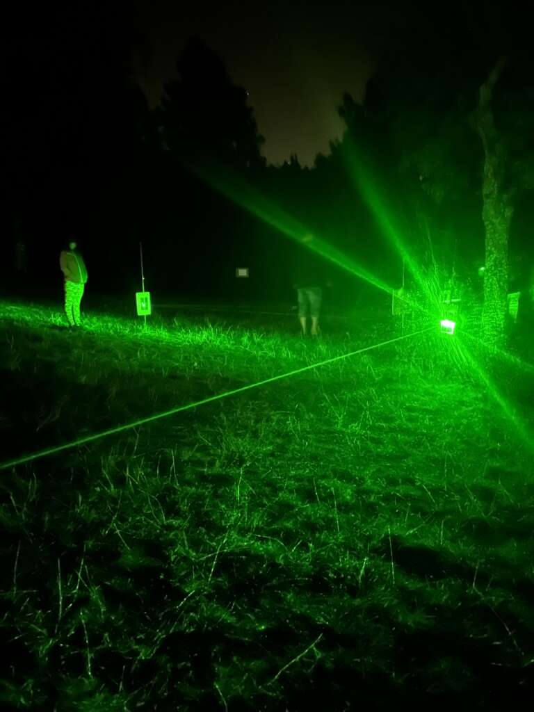 Vesmírná výprava a laserová mise 🌌🔥
